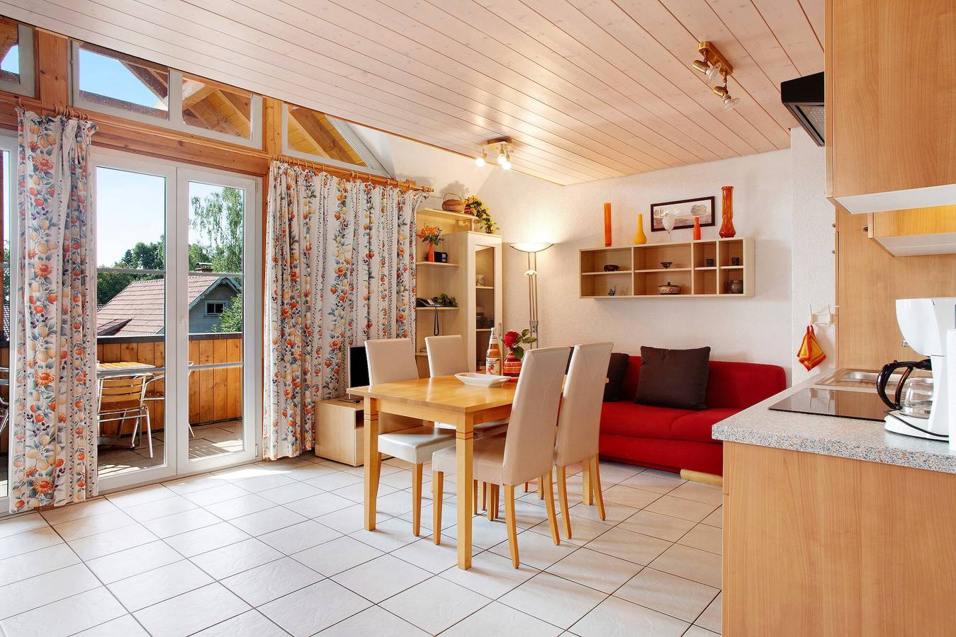 Ganze Wohnung, Maisonette-Ferienwohnung 3, 75 qm, 2 bedrooms, max. 5 people in Lindau, Bayerisch Schwaben