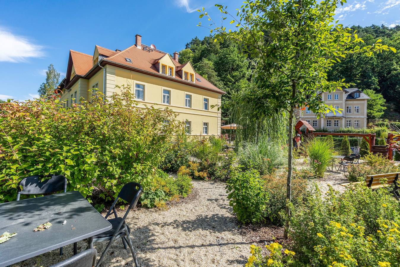 Geheel appartement, Appartement '1' met gedeelde tuin en Wi-Fi in Rathmannsdorf, Elbezandsteengebergte