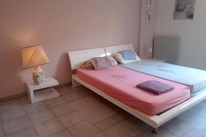 Apartamento entero, Downtown Perpignan, 20 minutes from the sea, mountains and Spain in Perpiñán, Côte d'Améthyste