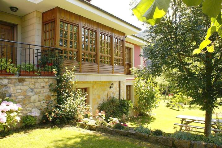 Casa rural para 2 personas, con jardín en Comarca de Oriente - 2