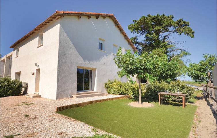 Ferienhaus für 4 Personen, mit Terrasse in Arles - 2