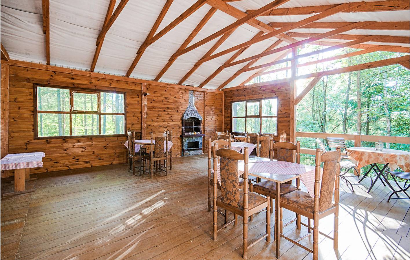 Ferienhaus für 4 Personen mit Terrasse in powiat kartuski