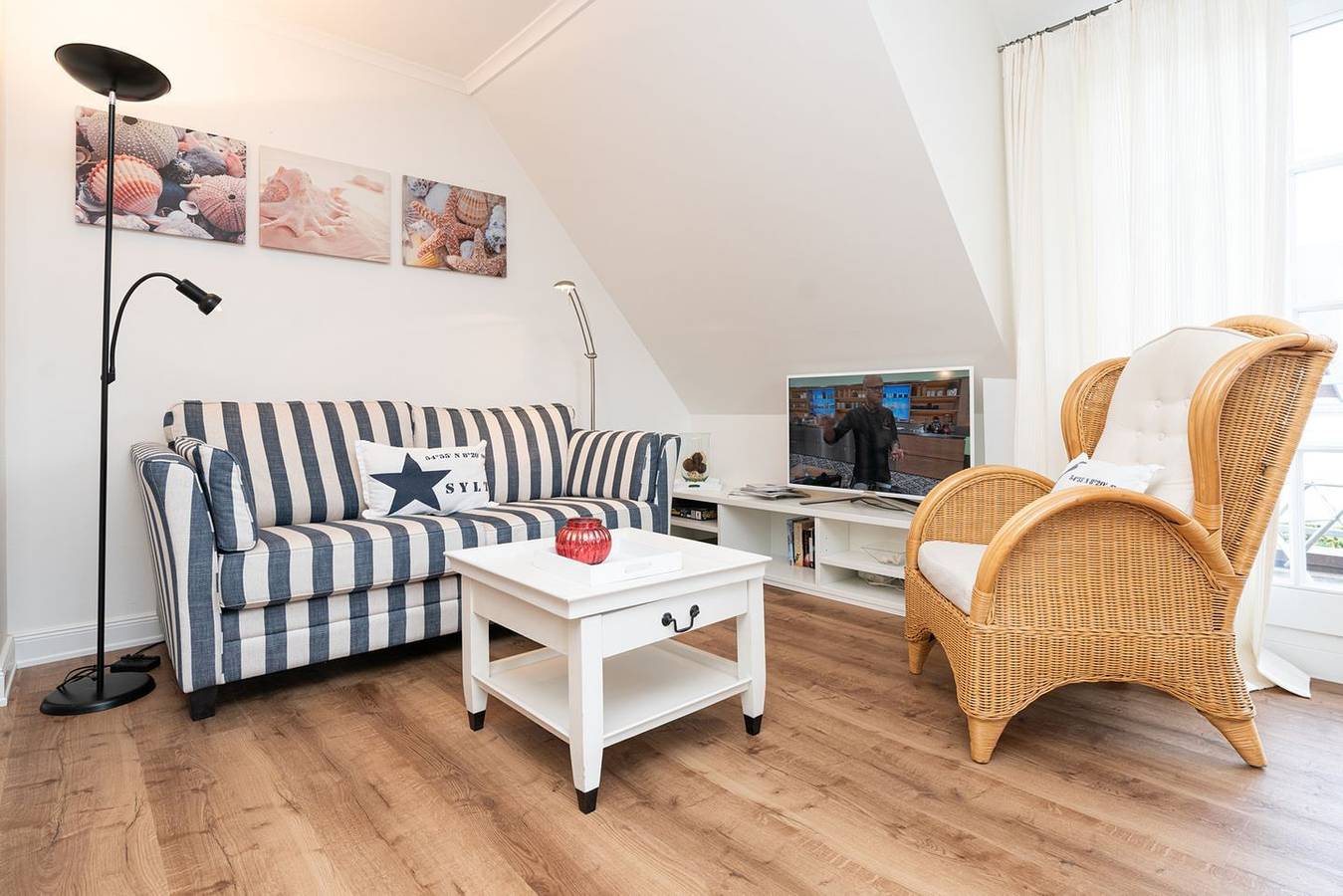 Ganze Wohnung, Komfortable Ferienwohnung mit Balkon und moderner Ausstattung in Westerland in Westerland, Sylt (Gemeinde)