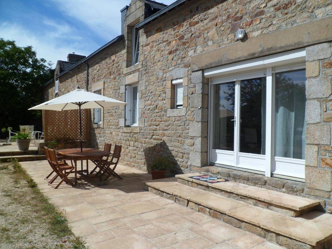 Farmhouse in an amazing private park in Vannes, Côte des Mégalithes