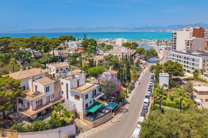 Villa for 13 people, with garden and pool as well as balcony - 1