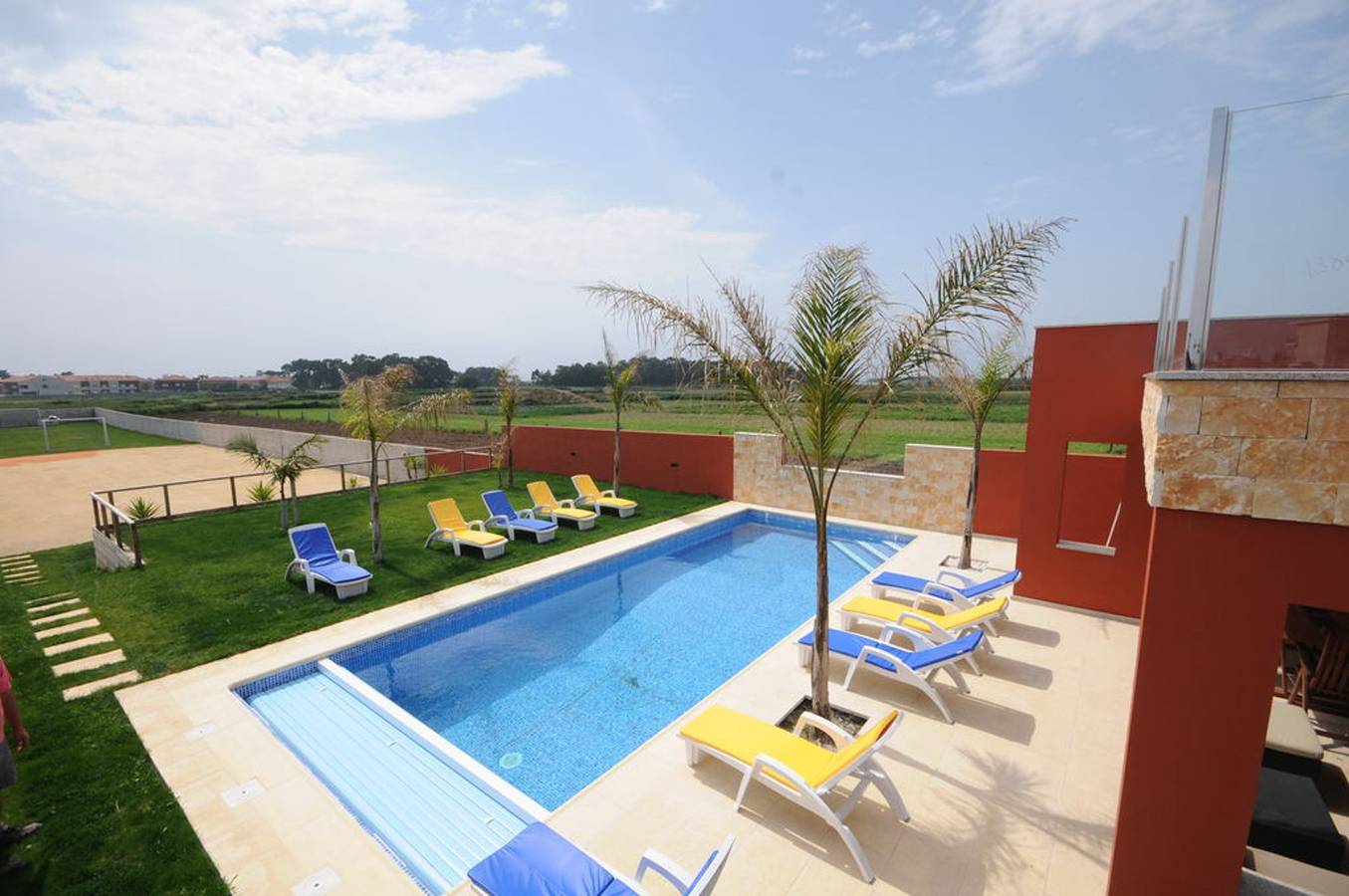 Superb Esposende Villa | 5 Bedrooms | Villa Agobar | Tennis Court in Marinhas, Esposende, Marinhas e Gandra