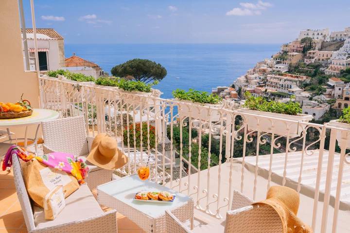 Chambre d’hôte pour 3 personnes, avec piscine ainsi que vue et jardin à Positano - 2