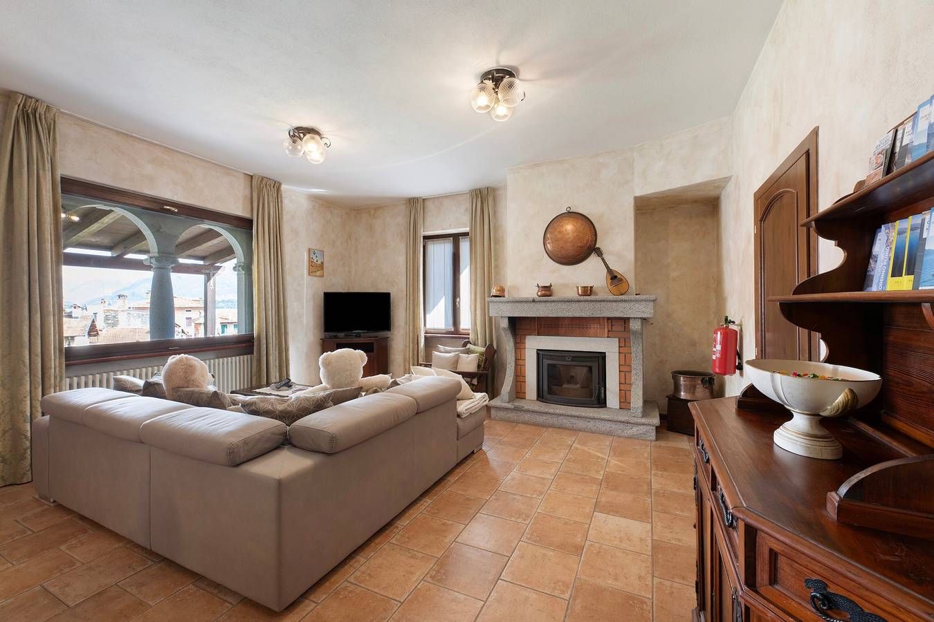 Ganze Wohnung, Ferienwohnung 'Liivv House - Comersee' mit Seeblick, privater Terrasse und Wi-Fi in Gravedona, Gravedona ed Uniti