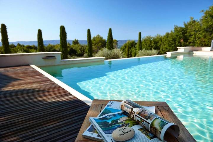 Hôtel pour 2 personnes, avec jardin ainsi que piscine et vue, animaux acceptés