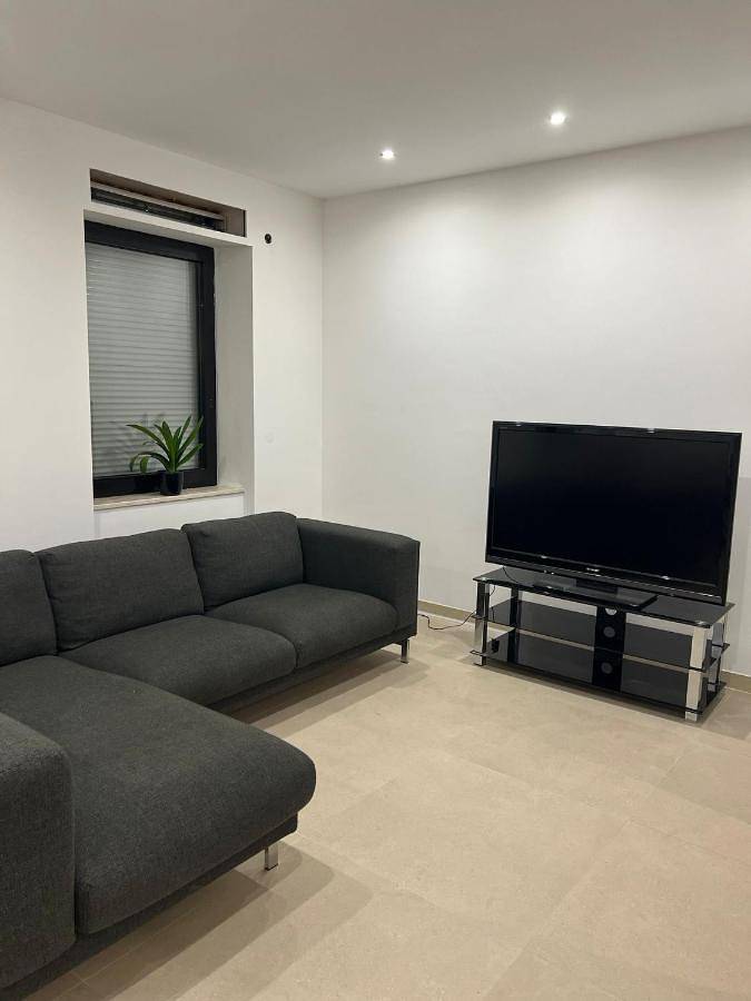 Gîte pour 2 personnes, avec jardin à Esch-sur-Alzette - 3