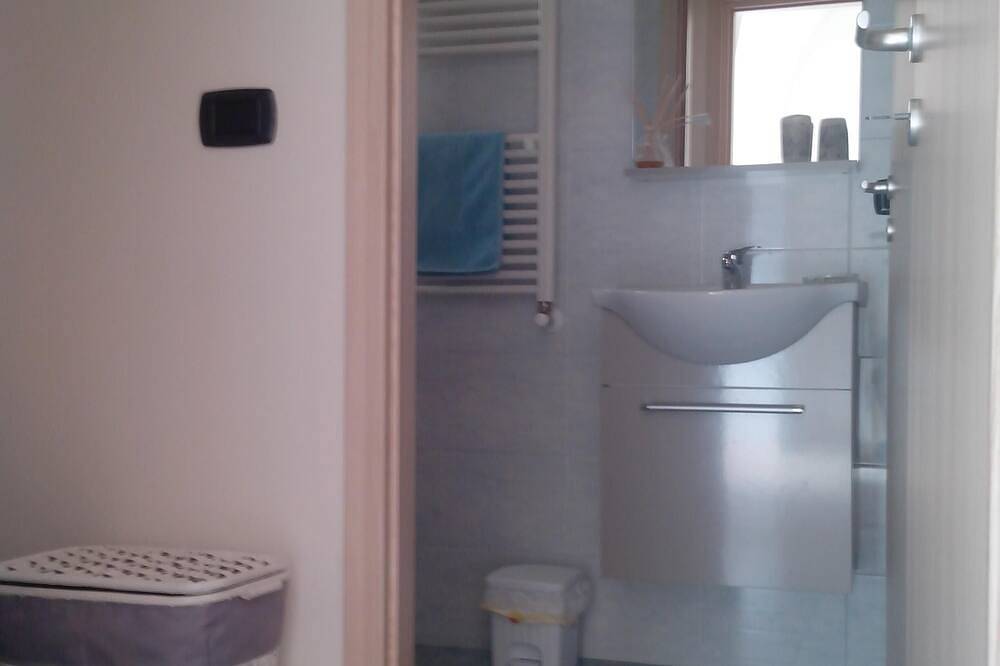 Appartamento intero, Appartamento per vacanze in centro a Trani in Trani, Barletta-Andria-Trani