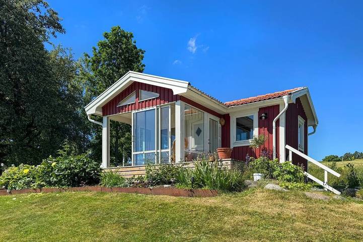 Lovely home in Habo with house sea view in Gustav Adolfs distrikt, Habo