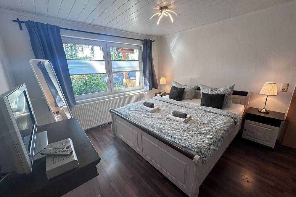 Ferienhaus Eickhof mit Kamin, Billard, Tischtennis, Kicker und gratis W-Lan - in Warnow (bei Bützow), Naturpark Nossentiner/Schwinzer Heide