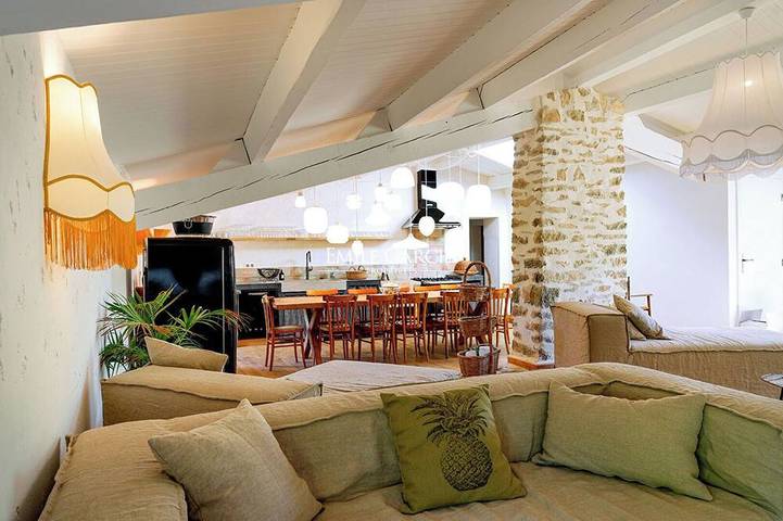 Gîte pour 27 personnes, avec jardin à Châteauneuf-Val-Saint-Donat - 3