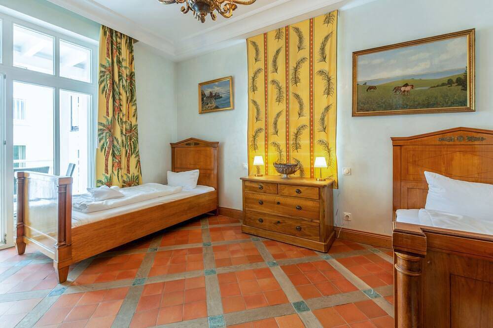 Villa Strandeck, Apt 3 - direkt am Strand, mit Ostseeblick - Whg. 3 in Ostseebad Binz, Binz