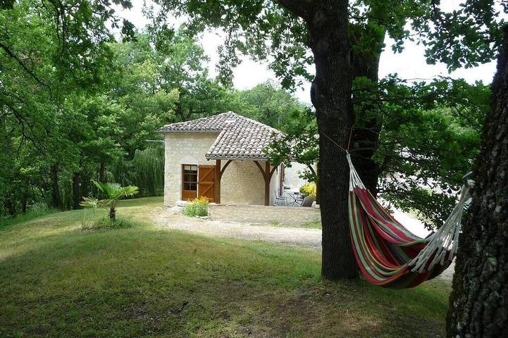 Location de vacances pour 3 personnes, avec jardin à Castelnau-Montratier