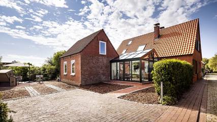 Ferienhaus für 8 Personen, mit Sauna und Garten, mit Haustier in Krummhörn