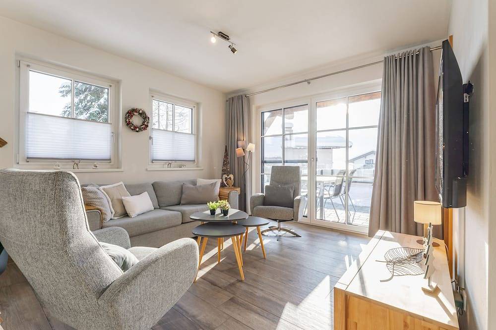 Ganze Wohnung, Luxuswohnung mit Terrasse in der Nähe von Kaprun in Piesendorf, Pinzgau