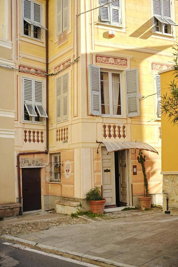 B&B Giardinidivale a 2 chilometri da Finale Ligure in Borgio Verezzi, Riviera di Ponente