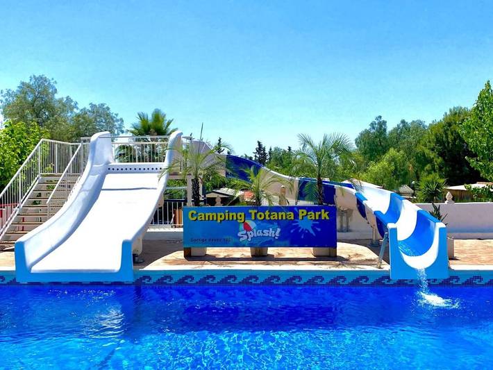 Ferienhaus für 4 Personen, mit Terrasse und Garten sowie Kinderpool und Pool in Totana