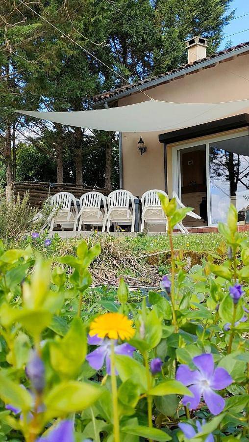 Location de vacances pour 10 personnes, avec terrasse et piscine à Lias-d'Armagnac - 2