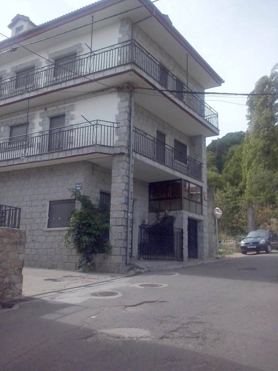 Three-Bedroom Townhouse in Madroñal (Salamanca), Parque Natural de Las Batuecas - Sierra de Francia