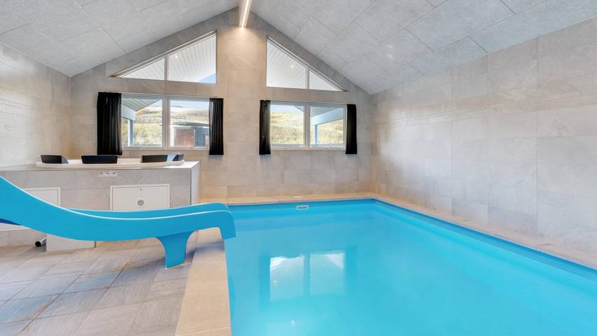 Ferienhaus für 20 Personen, mit Garten und Sauna sowie Terrasse in Årgab