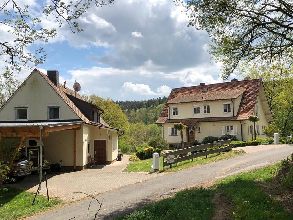 Ganze Wohnung, Two-Bedroom Apartment in Steinau an der Straße, Main-Kinzig-Kreis