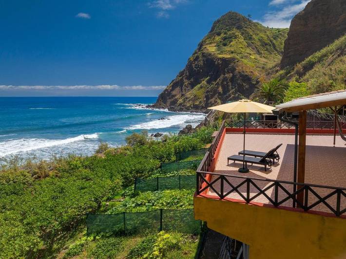 Location de vacances pour 5 personnes, avec terrasse et vue à Porto da Cruz - 2