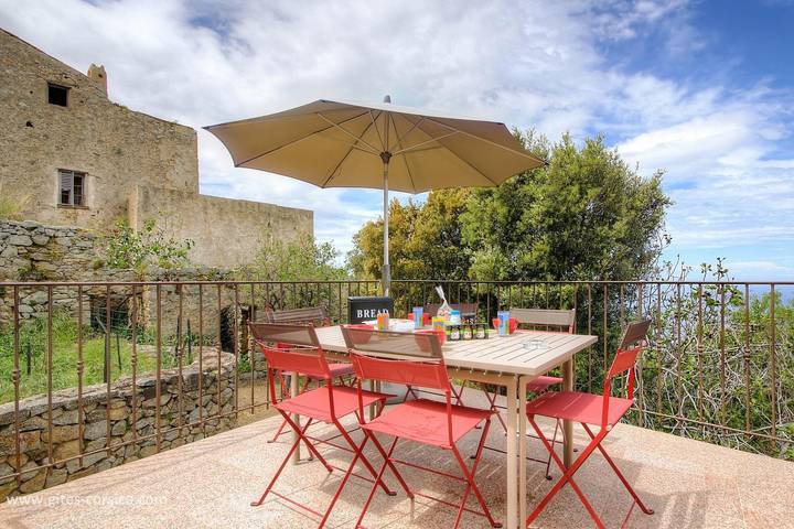 Gîte pour 4 personnes, avec Terrasse dans Haute-Corse - 2