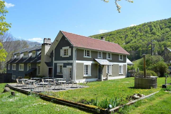 Hôtel pour 5 personnes, avec jardin
