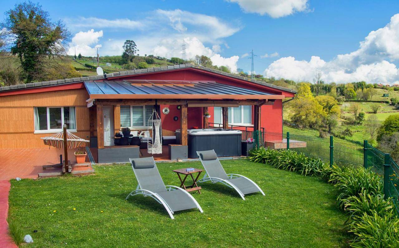 Apartamento entero, Oviedo Real Spa in Oviedo, Cordillera Cantábrica