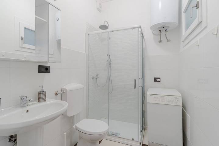 Appartamento intero, Guesthost - Carlotta Bright Flat near the Hospital in Torino, Provincia di Torino