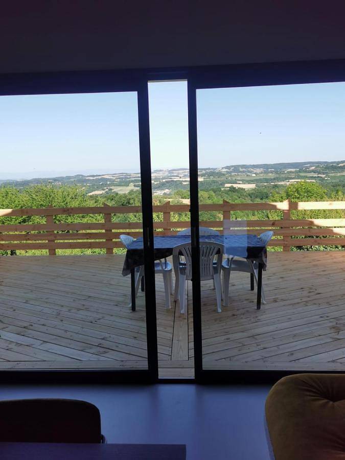 Gîte pour 2 personnes, avec jardin ainsi que piscine et vue à Parnans - 3