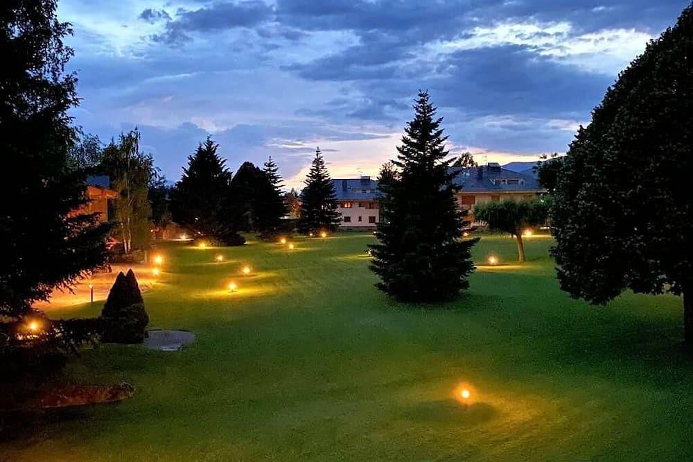 Entire apartment, Puigcerda Iii - Three Bedroom Apartment, Sleeps 6 in Puigcerdà, Cerdanya