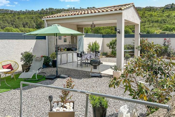 Location de vacances pour 4 personnes, avec Jardin à Saint-Chinian