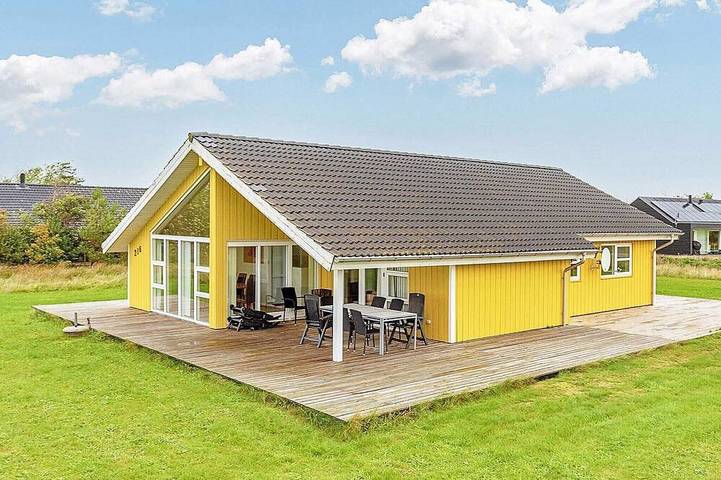 Ferienhaus für 10 Personen, mit Whirlpool und Terrasse sowie Sauna in Tranum Strand