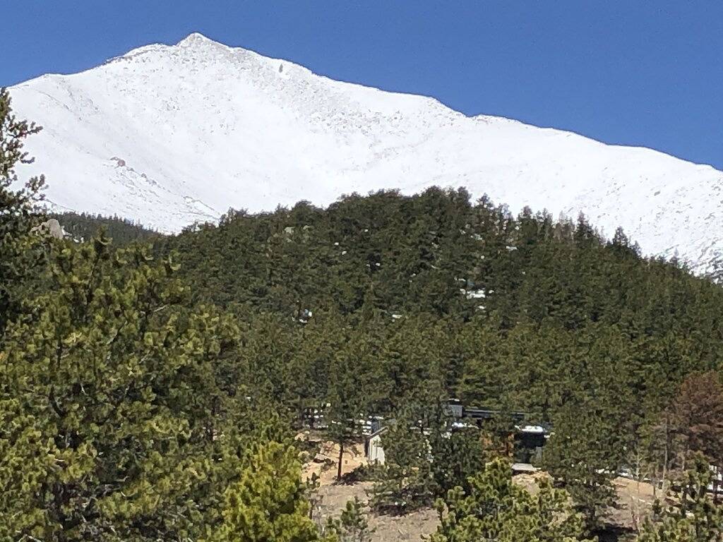 Spring get away near Rmnp-Estes Park discounts available. Pet Friendly in Allenspark, Boulder County