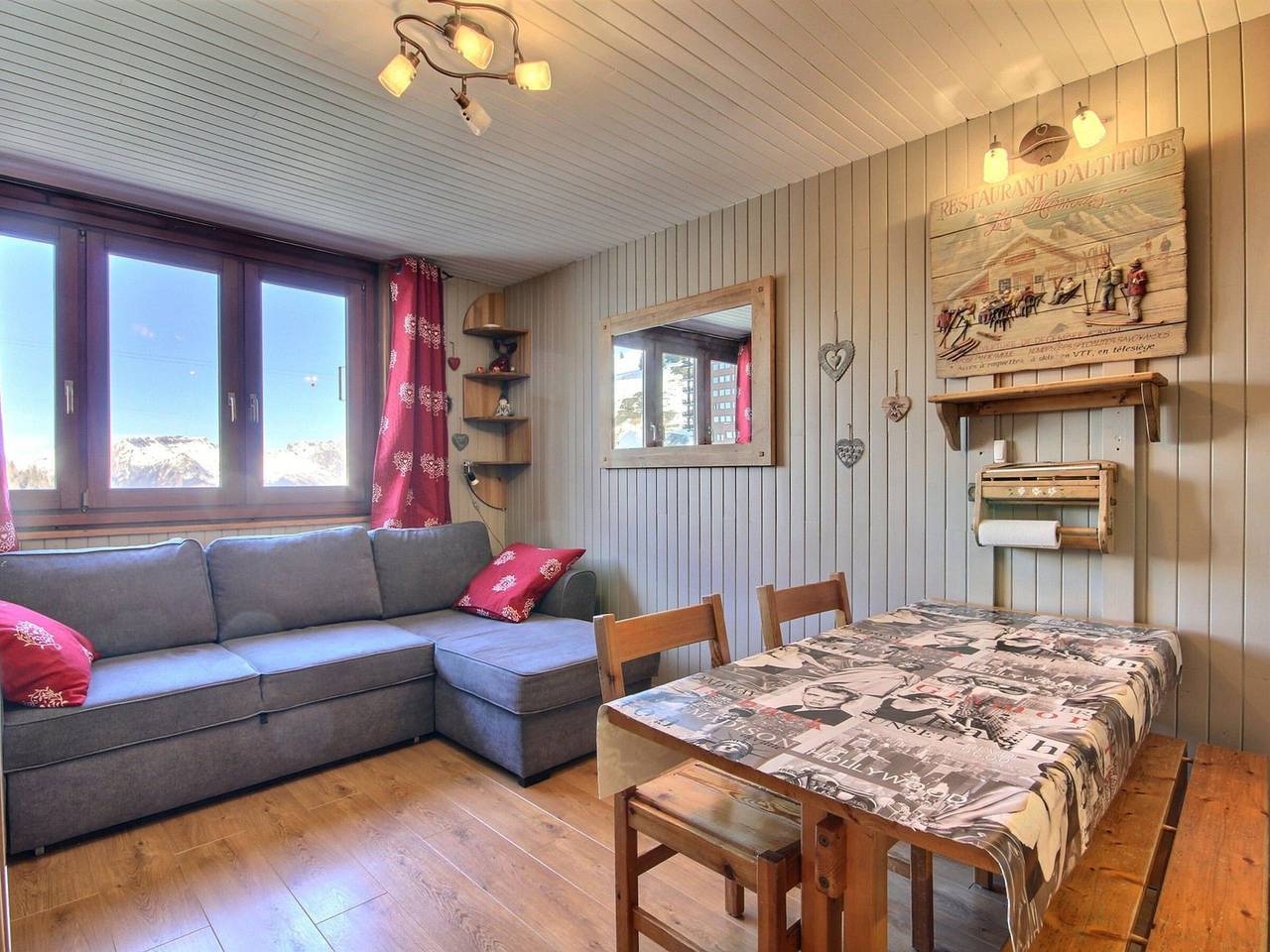 Appartement entier, Charmant 2 pièces au cœur de la station avec wifi et animaux acceptés in Plagne Centre, La Plagne-Tarentaise