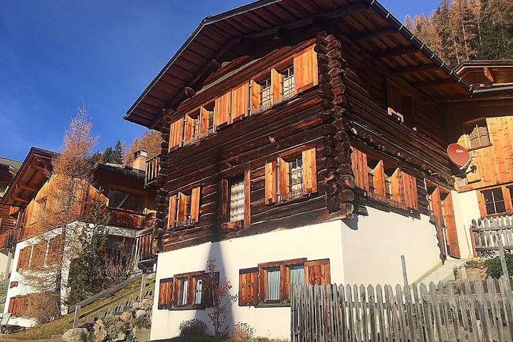Chalet für 5 Personen, mit Whirlpool und Terrasse in Davos