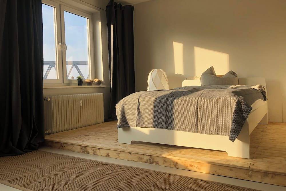 Sunny, large loft near the harbor city of Hamburg in Rothenburgsort, Hamburgo