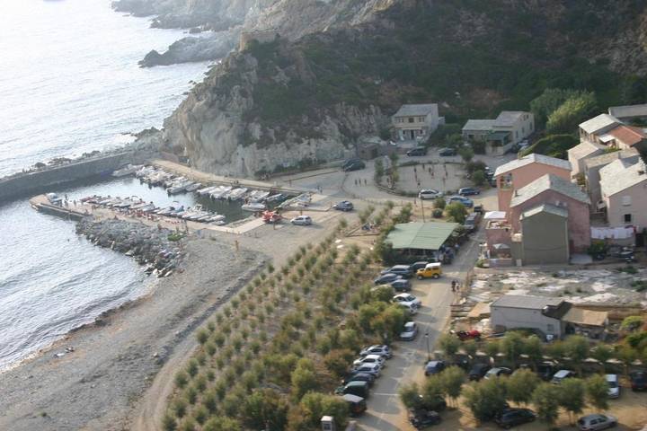 Hôtel pour 2 personnes, avec Terrasse dans Plage de Giottani - 4