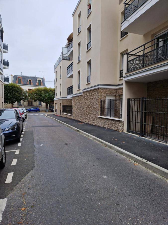 Gîte pour 4 personnes, avec balcon à Sannois - 2