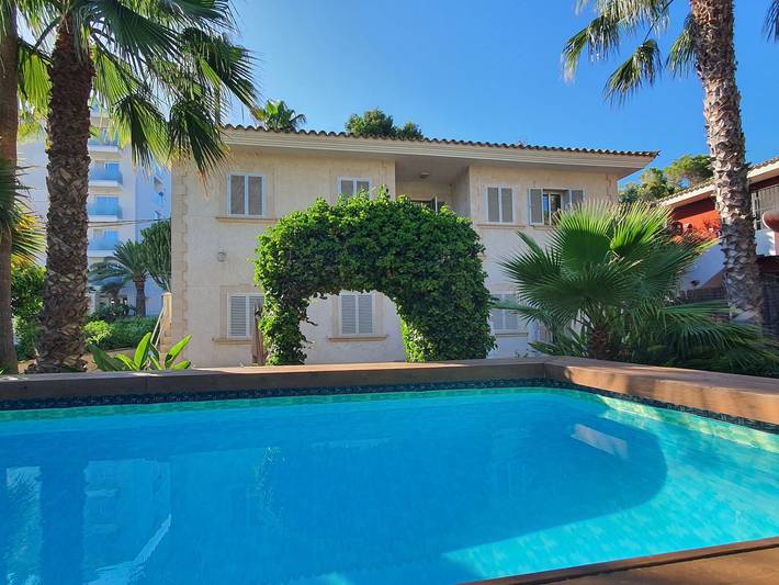 Ferienwohnung für 6 Personen, mit Balkon und Terrasse sowie Whirlpool und Garten auf Mallorca Westen