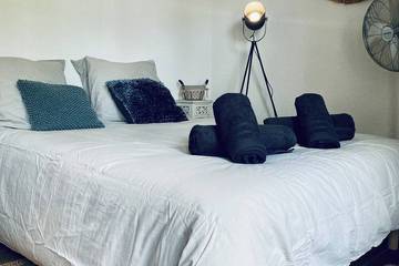 Gîte pour 2 personnes, avec piscine dans Le Couchant