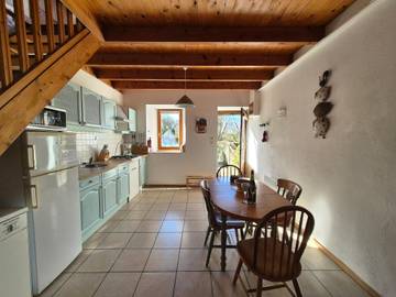 Gîte pour 4 Personnes dans Maël-Carhaix, Cotes-d'Armor, Photo 1
