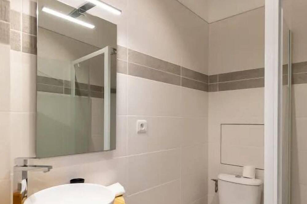 Geheel appartement, Studio Quélin 2 | Licht & Gezellig | Stadscentrum | 2 Personen in Honfleur, Lisieux en omgeving