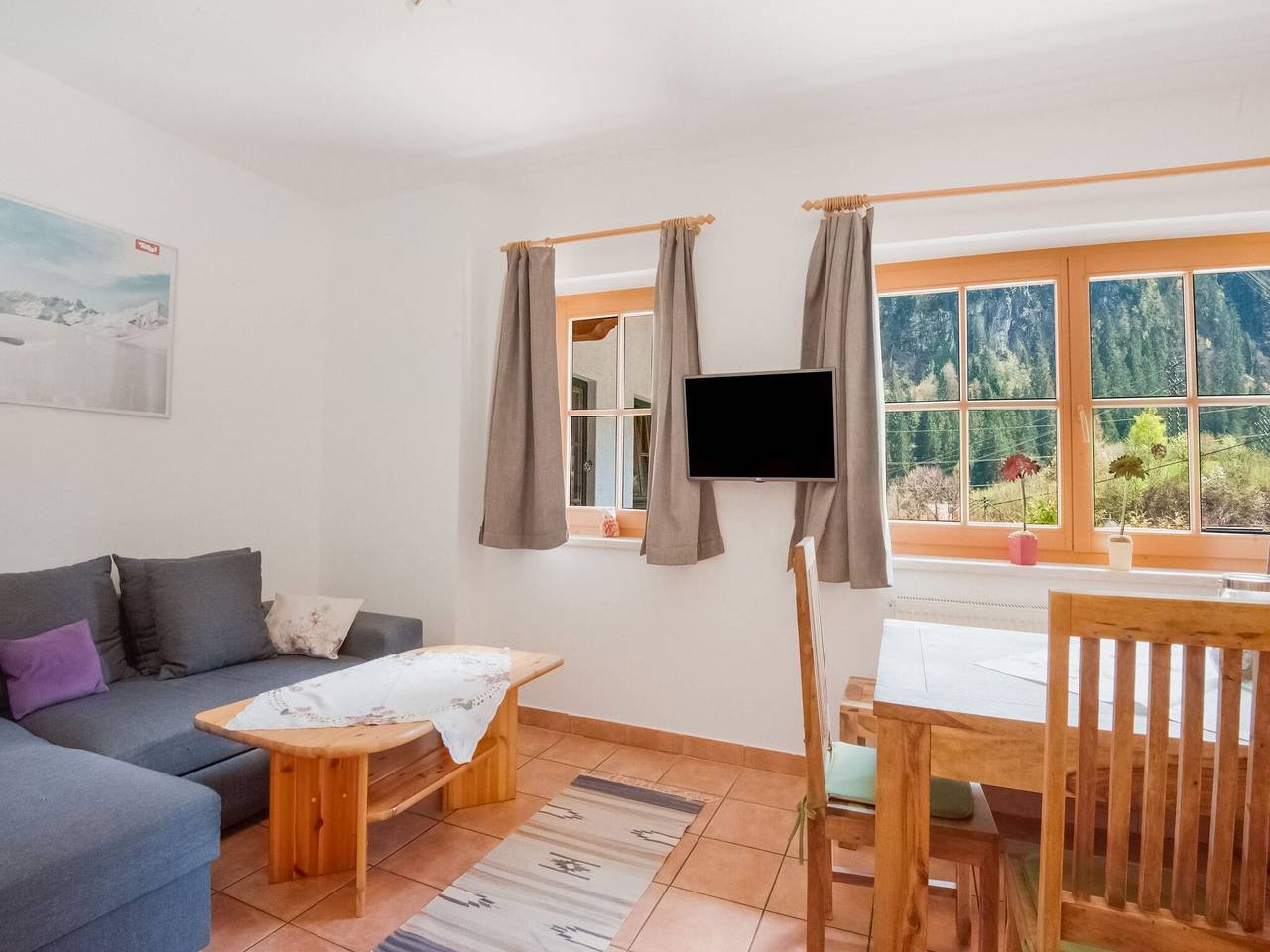 Ganze Wohnung, Apartment in Mayrhofen mit Balkon in Finkenberg, Zillertaler Alpen