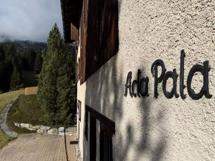 Villa für 9 Personen, mit Terrasse