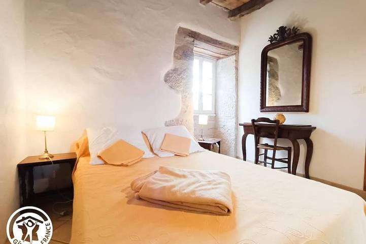 Location de vacances pour 6 personnes, avec jardin, animaux acceptés à Montvalent - 4